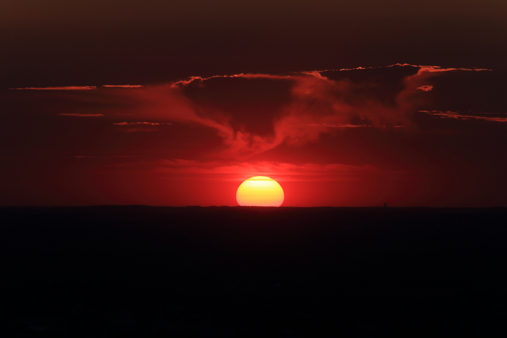 Sonnenuntergang vom Olympiaturm München