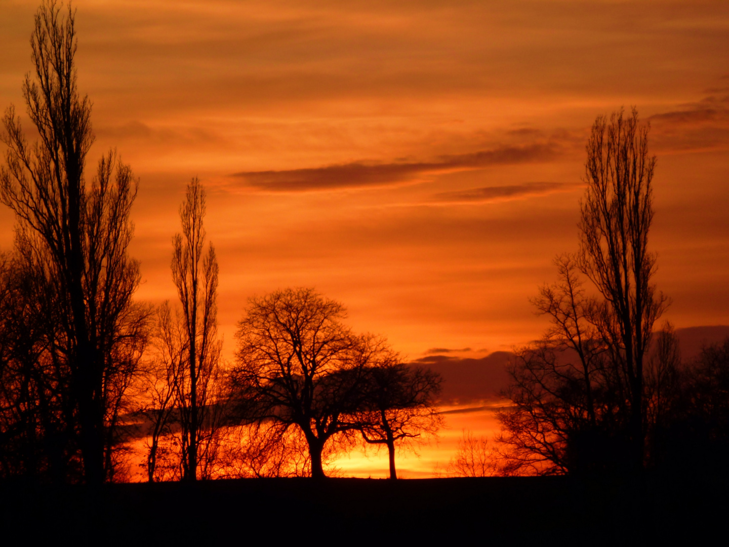 Sonnenuntergang von unserer Strasse aus