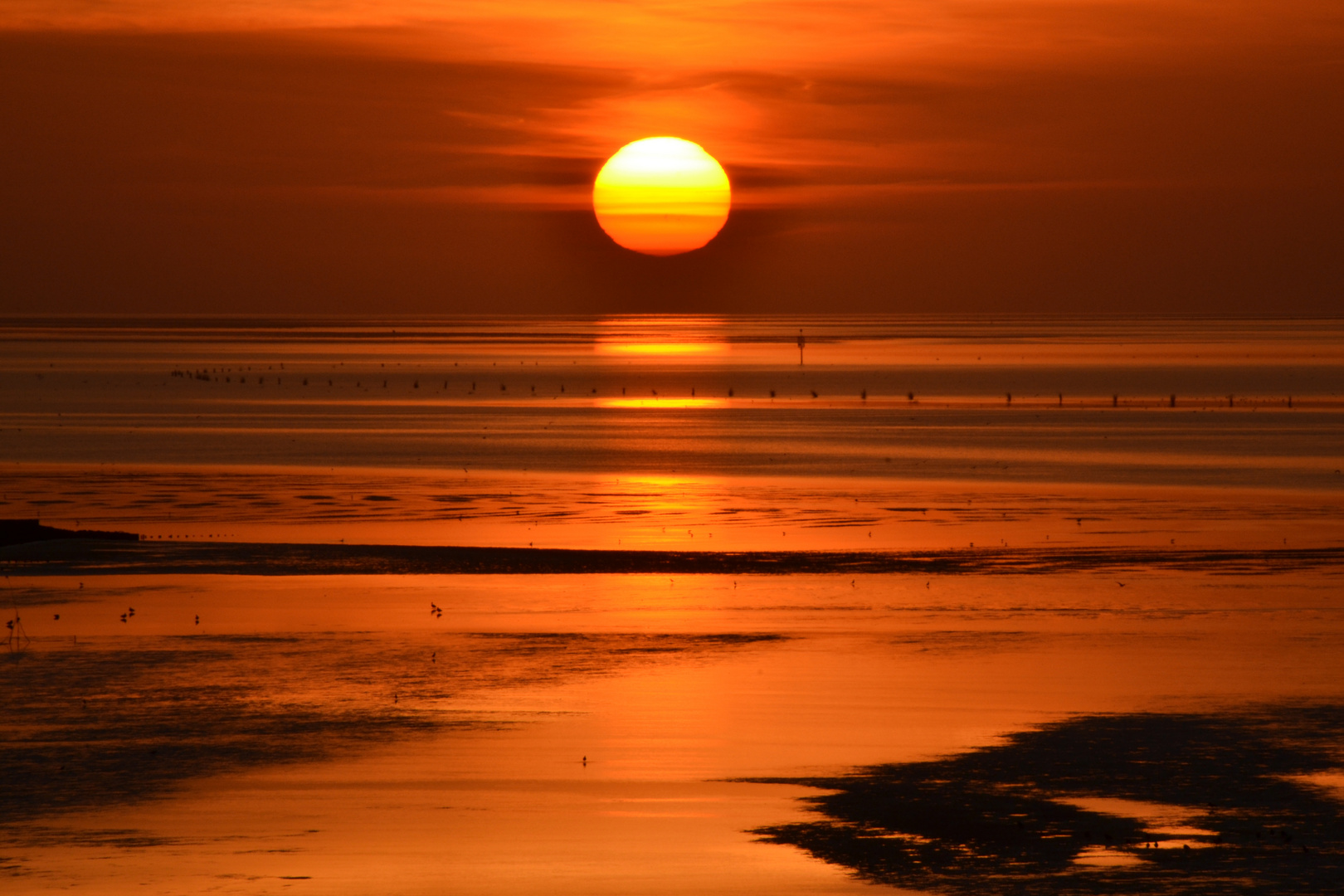 Sonnenuntergang vor Cuxhaven