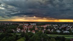 Sonnenuntergang vor dem Gewitter