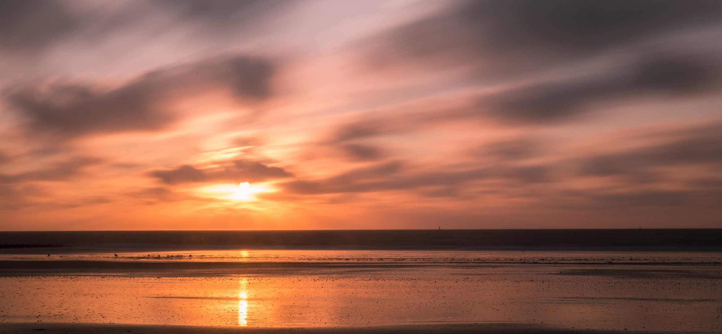 Sonnenuntergang vor der "Milchbar", Norderney