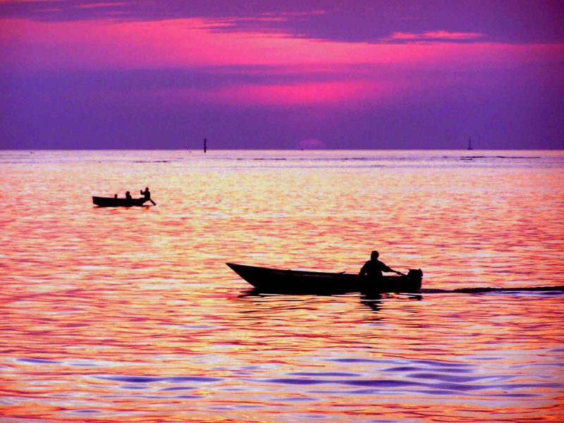 Sonnenuntergang vor Kota Kinabalu