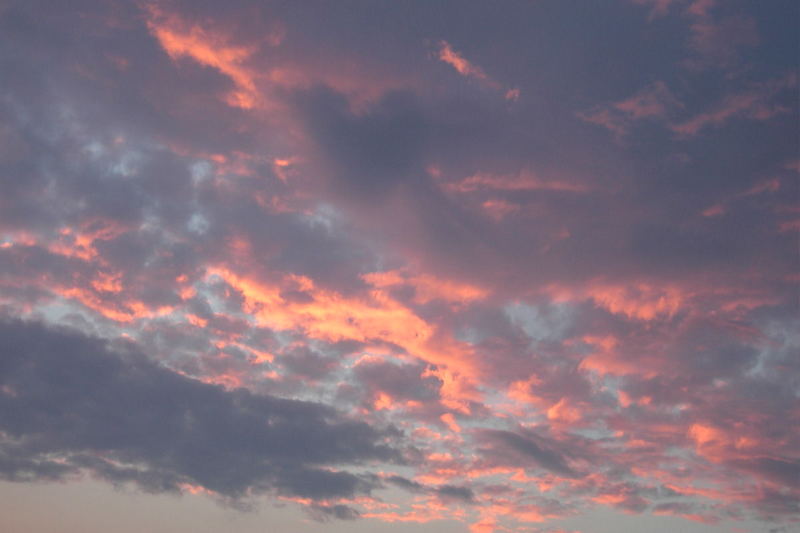 Sonnenuntergang vor meinem Schlafzimmerfenster