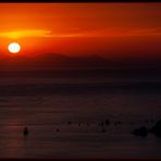 Sonnenuntergang vor Santorini