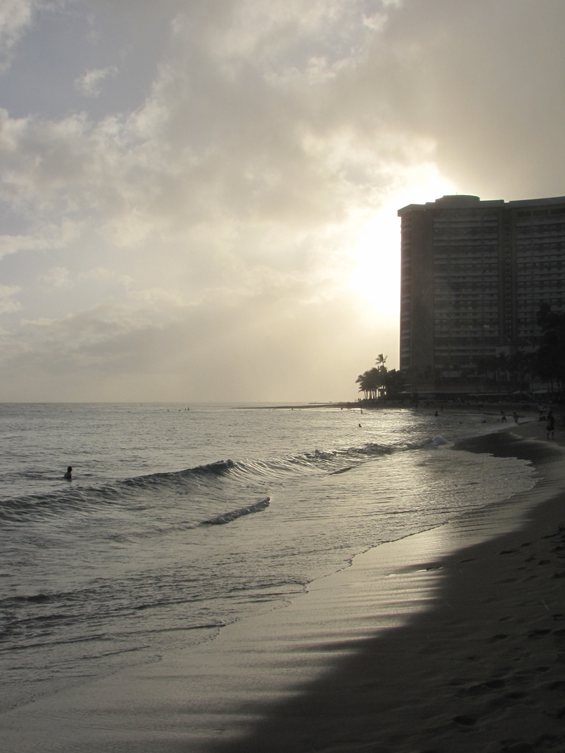 Sonnenuntergang Waikiki Beach