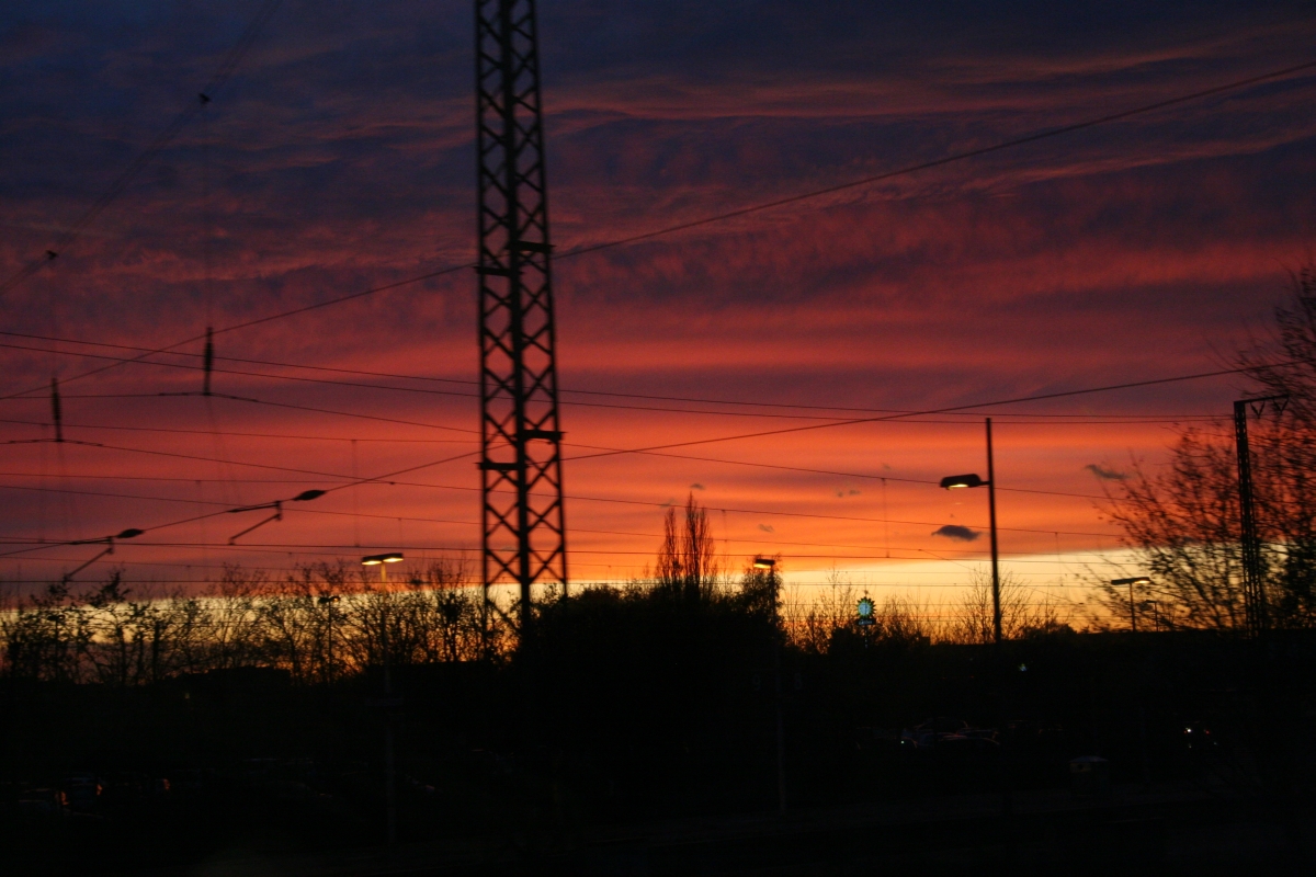 Sonnenuntergang Zug Bremen - Hannover III