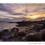 Sonnenuntergang zum Jahreswechsel an der Ostsee