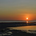 Sonnenuntergang zwischen Nusa Penida und Nusa Ceningan bei Ebbe 