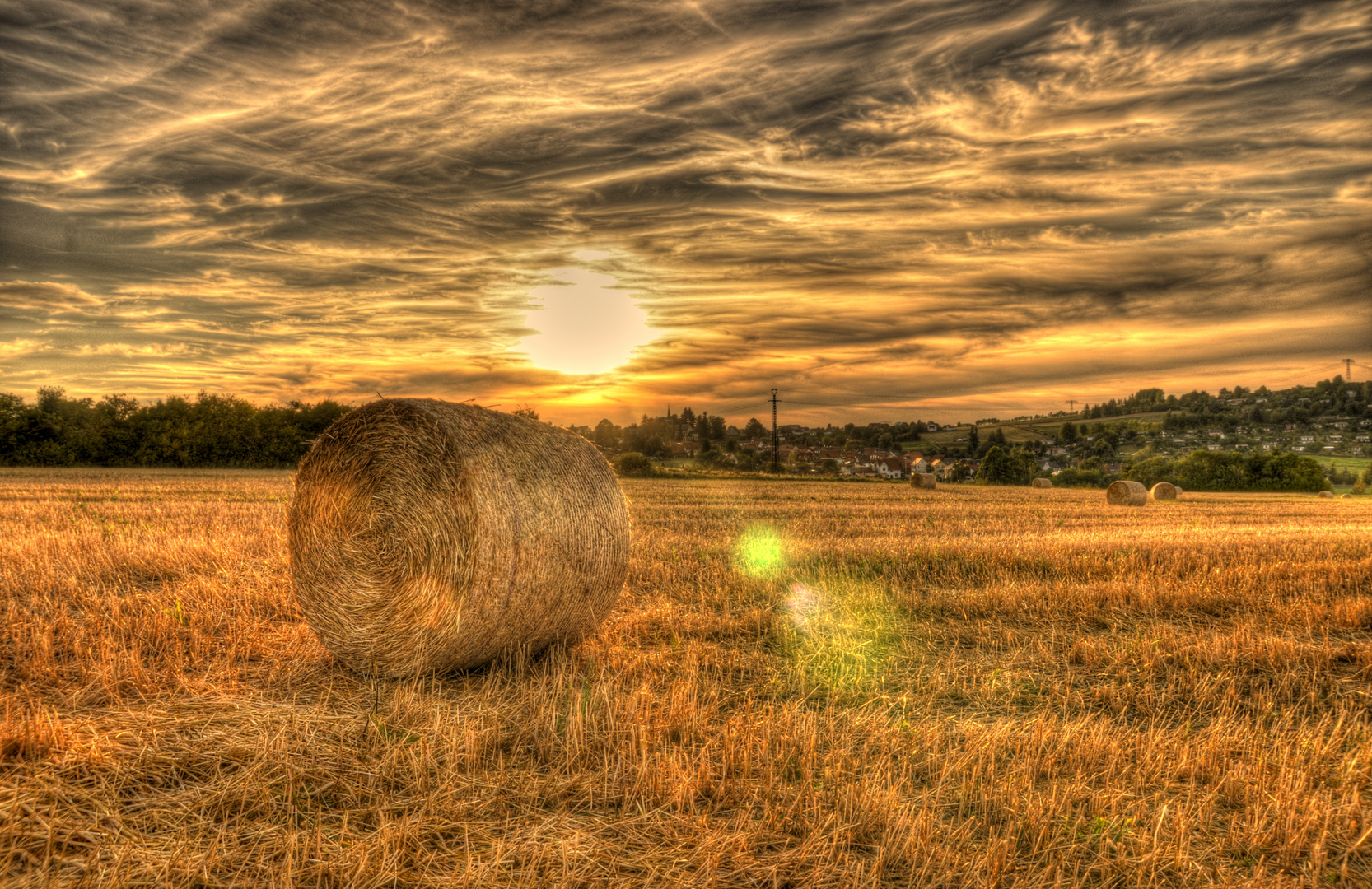 Sonnenuntergang zwischen Pennewitz und Dörnfeld an der Haide