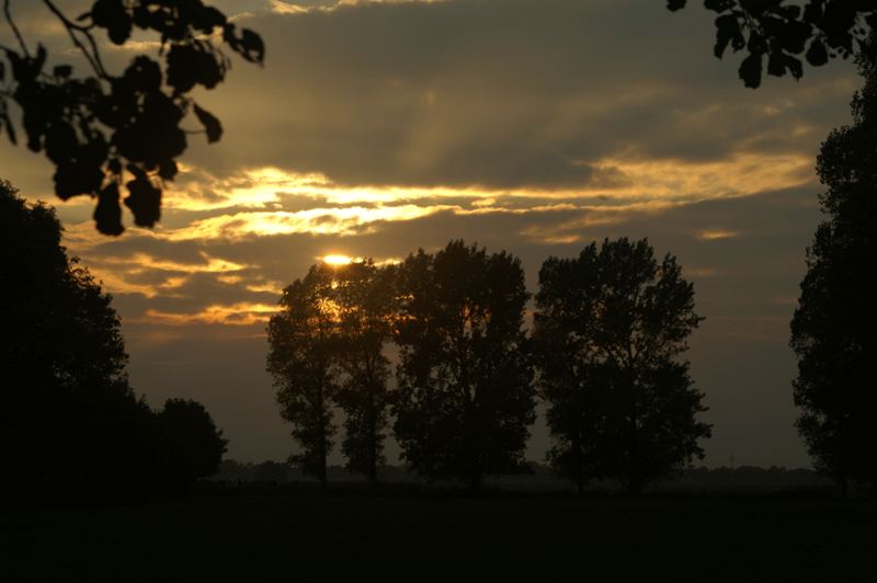 Sonnenuntergang,bewölkt