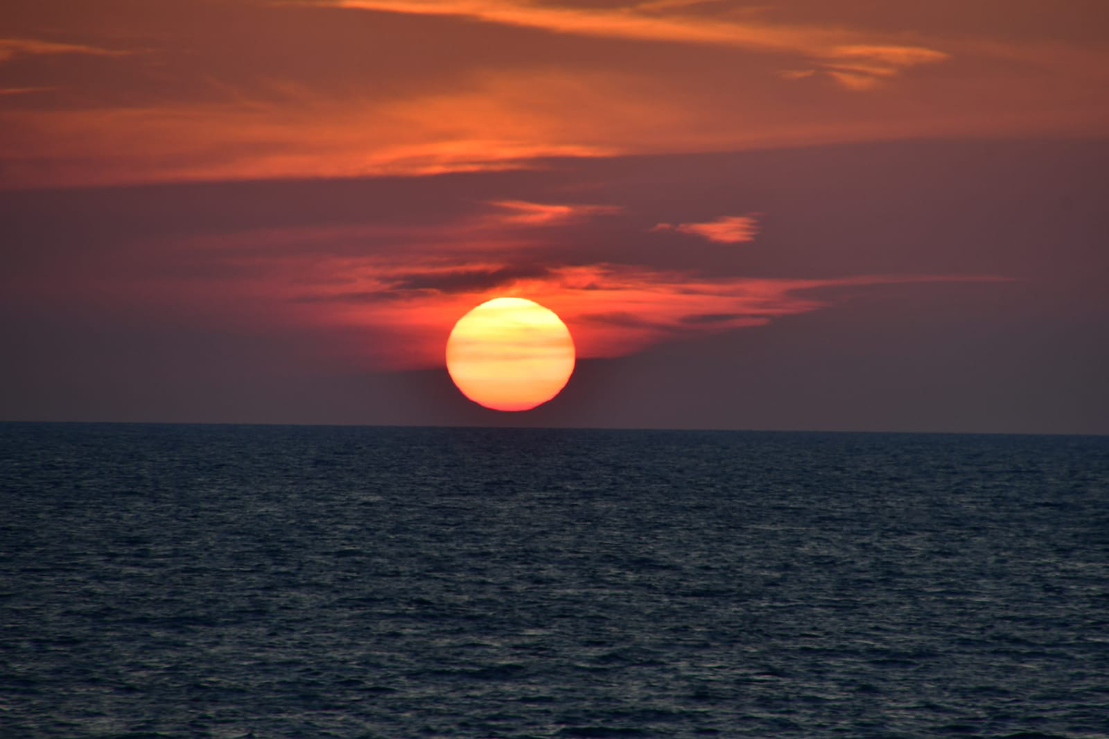 Sonnenuntergangs am Ionischen Meer