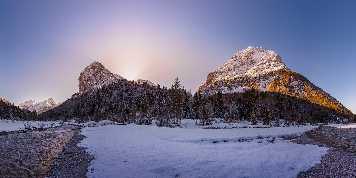 Sonnenuntergangspano am Rissbach im Karwendel