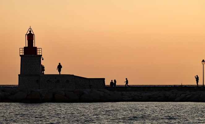 Sonnenuntergangsscherenschnitt