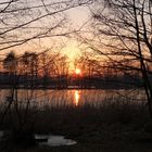 Sonnenuntergangsstimmung am See