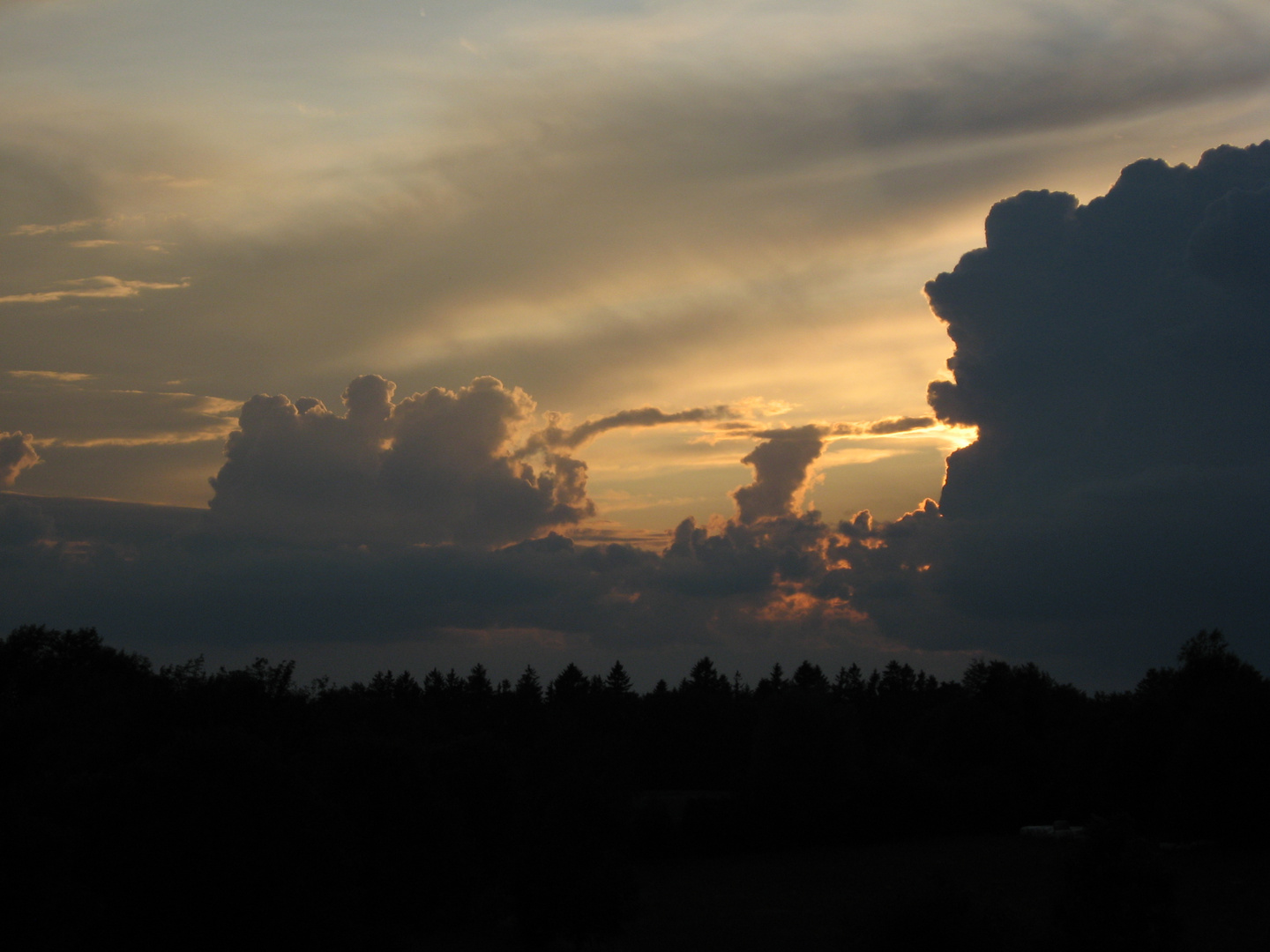 Sonnenunterg.Wolkenbildung vom Höchsten aus aufgen. Bodensee