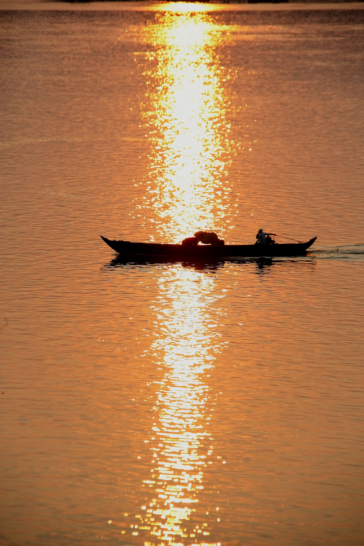 Sonnenutergang am Mekong