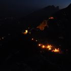 Sonnenwendfeuer über Innsbruck