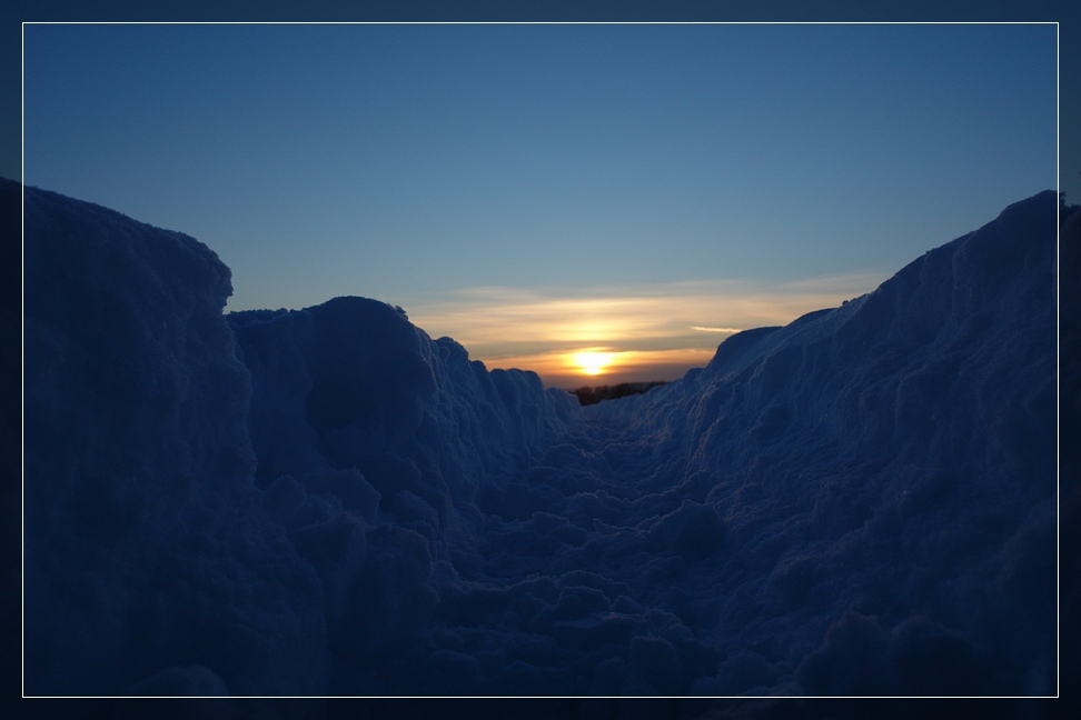 Sonneruntergang im Schnee