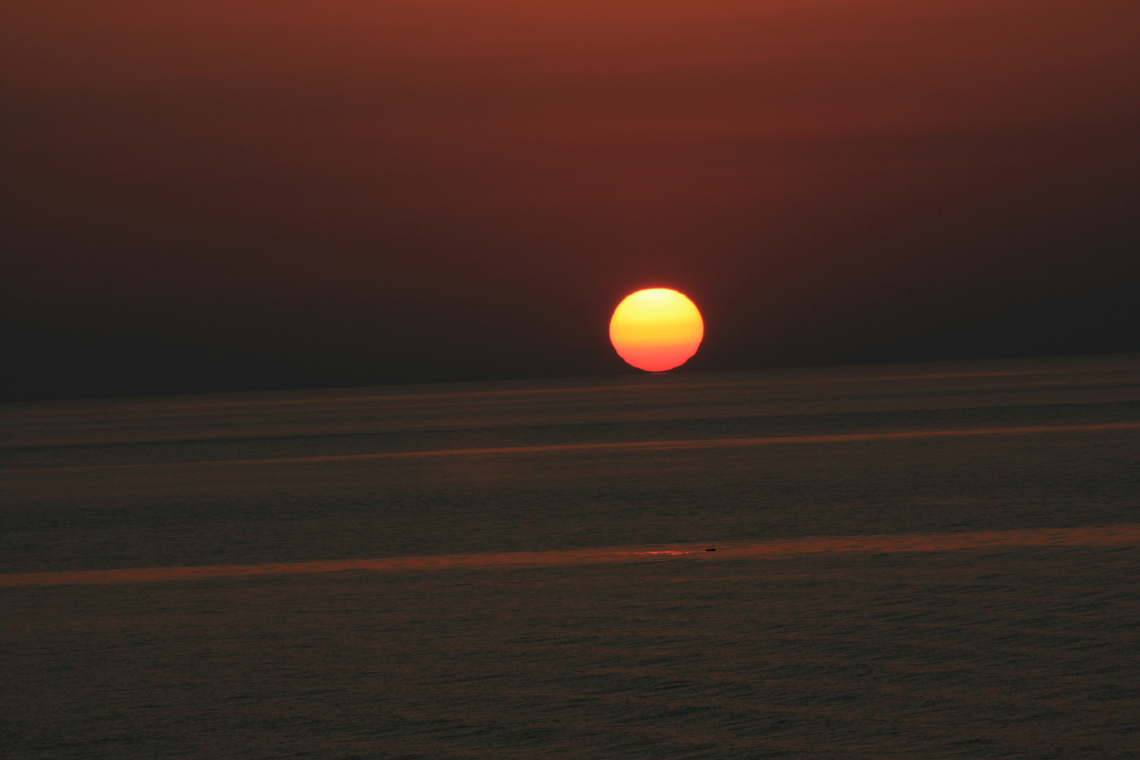 Sonneuntergang auf Meer