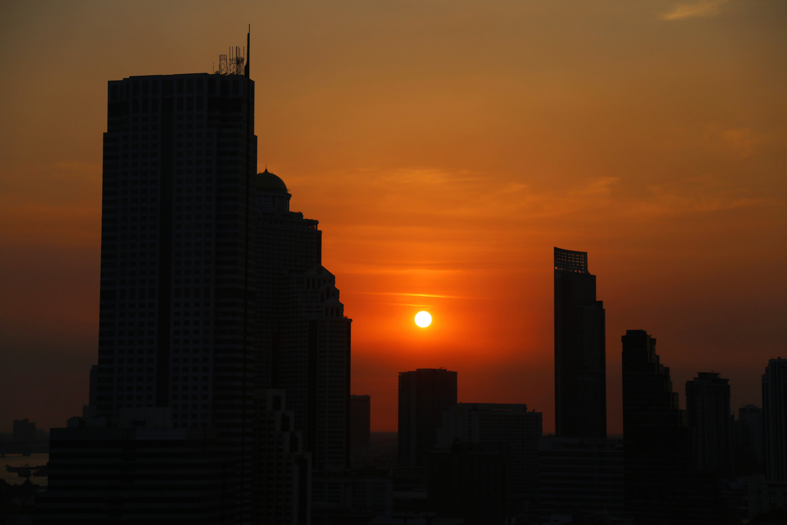 Sonneuntergang in Bangkok