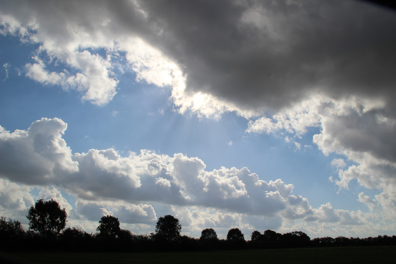 Sonne/Wolken