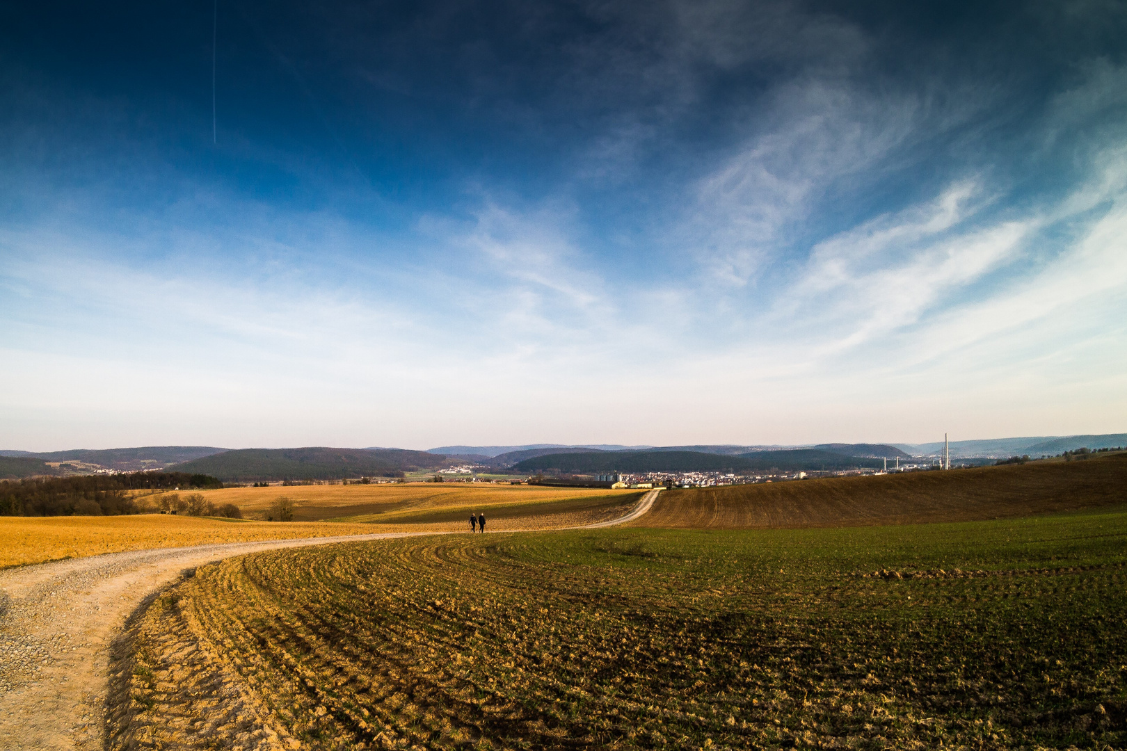 sonniger Spaziergang