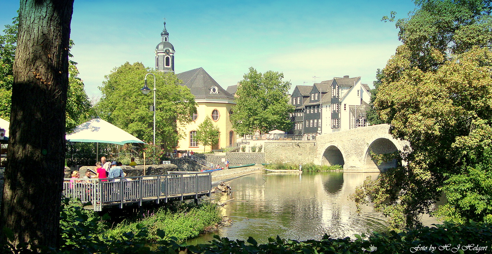 Sonniger Tag an der Lahn.