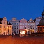 Sonntag Abend in Wismar am Markt