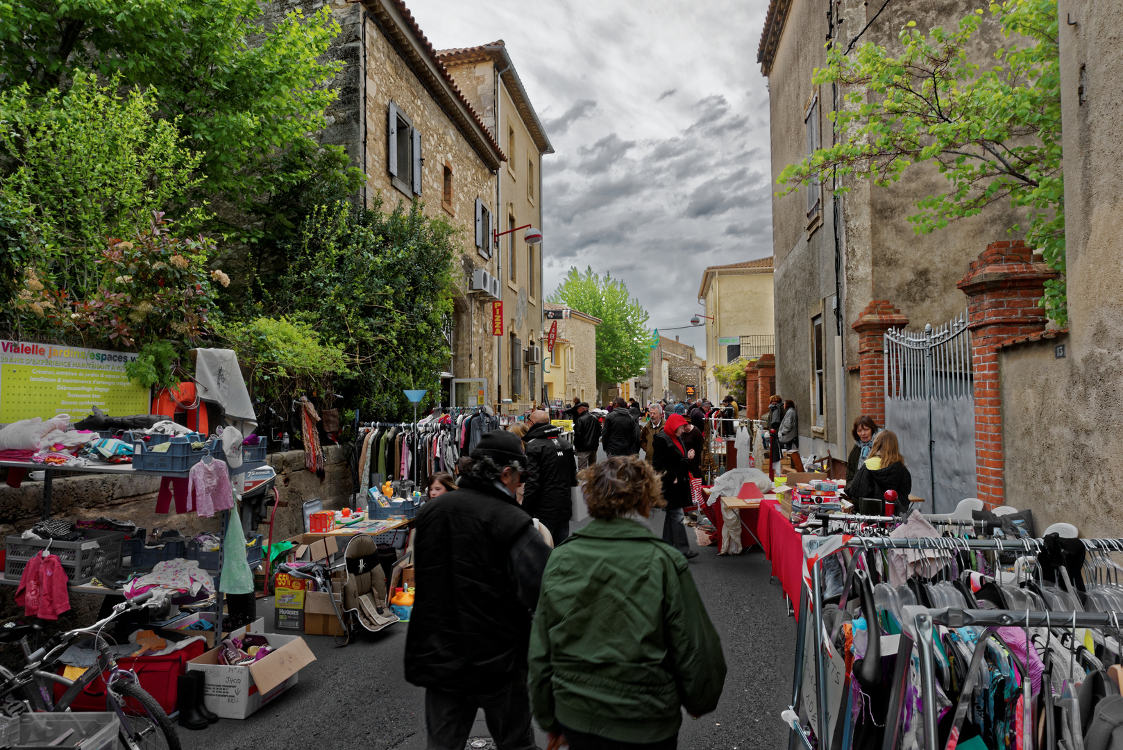 Sonntag ist Flohmarkt