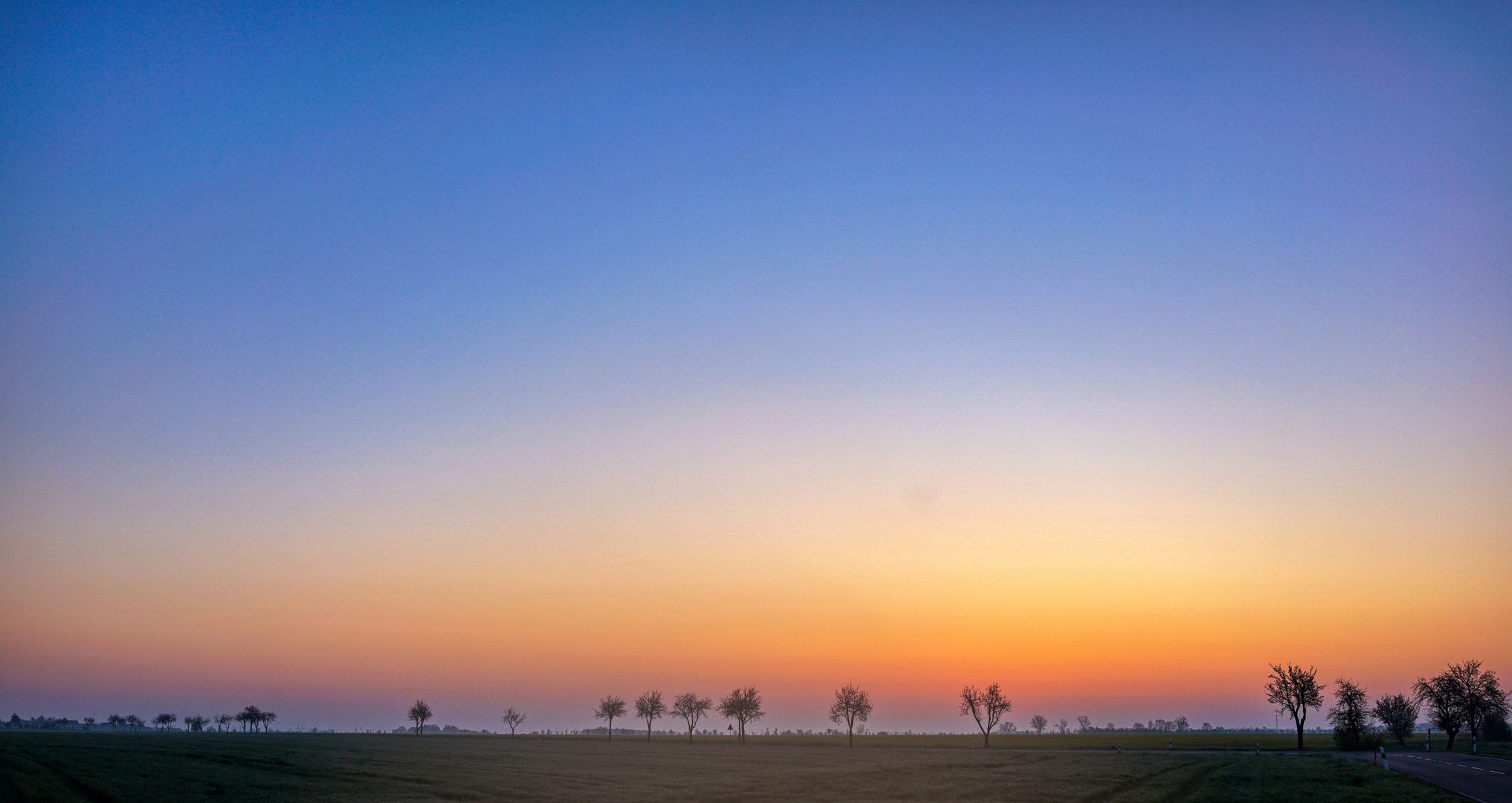 Sonntag mit (aufgehender) Sonne