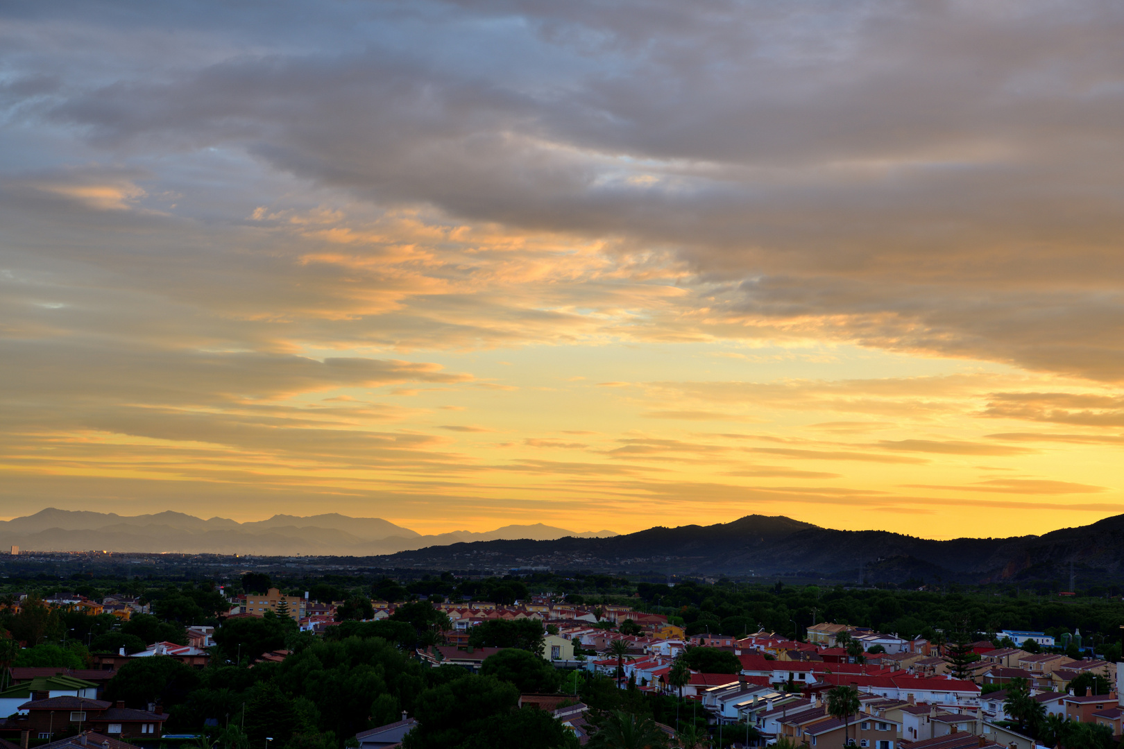 Sonntag mit Sonne, Sunday with sun, domingo con sol 