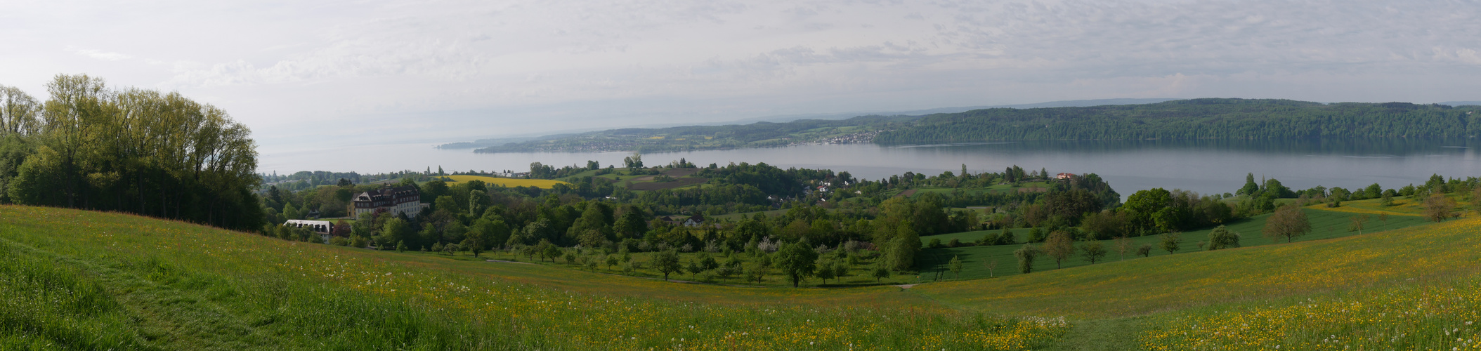 Sonntag Morgen Spaziergang