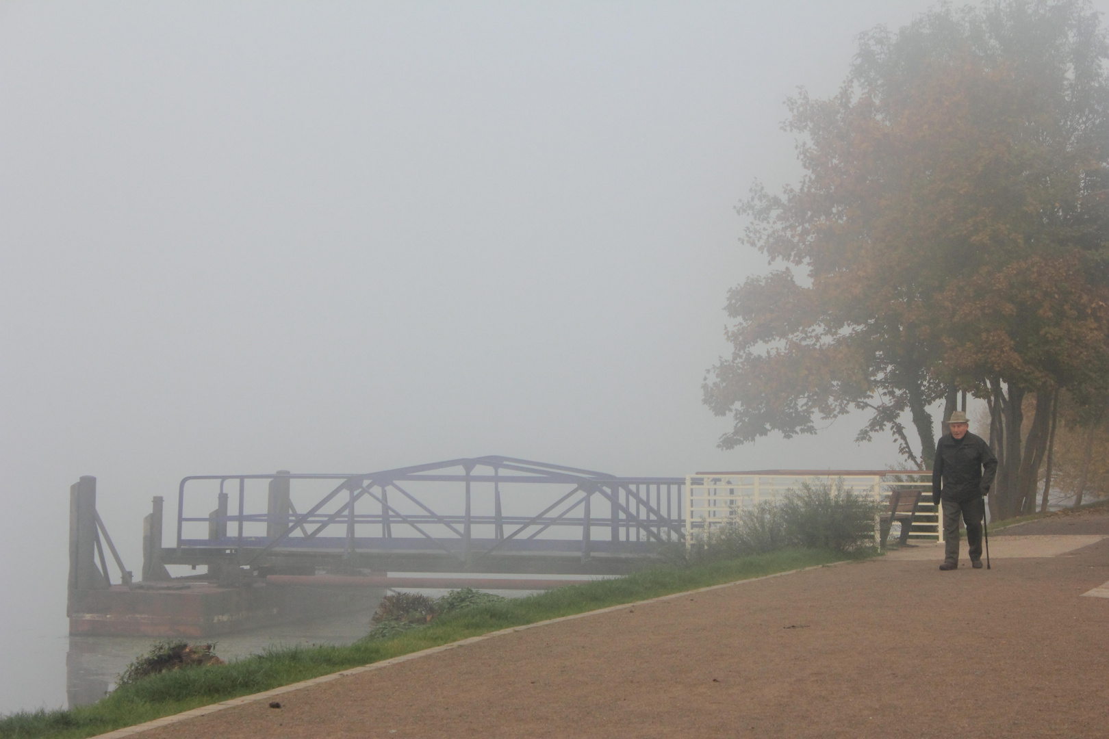 Sonntag morgens halb zehn in Deutschland