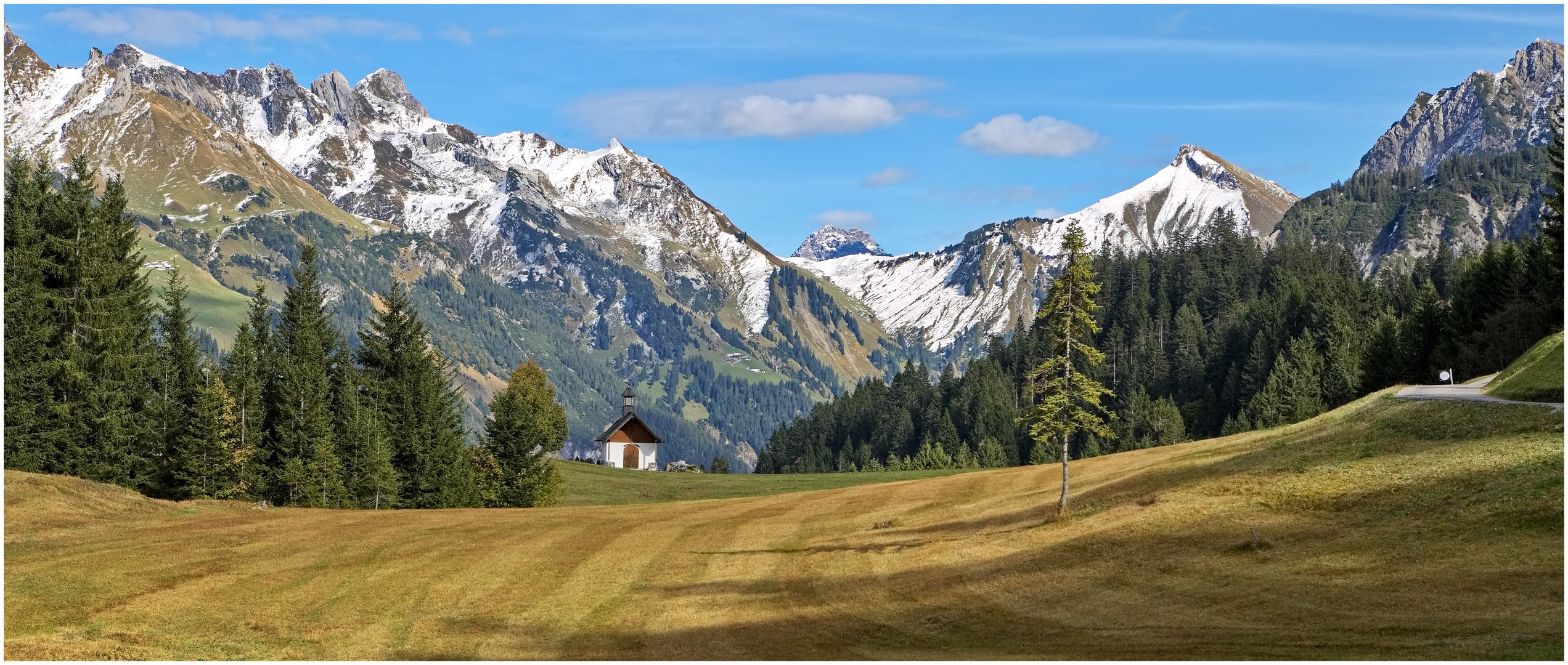 Sonntag-Stein 2021-10-15 Panorama mit Rosenkranzkapelle