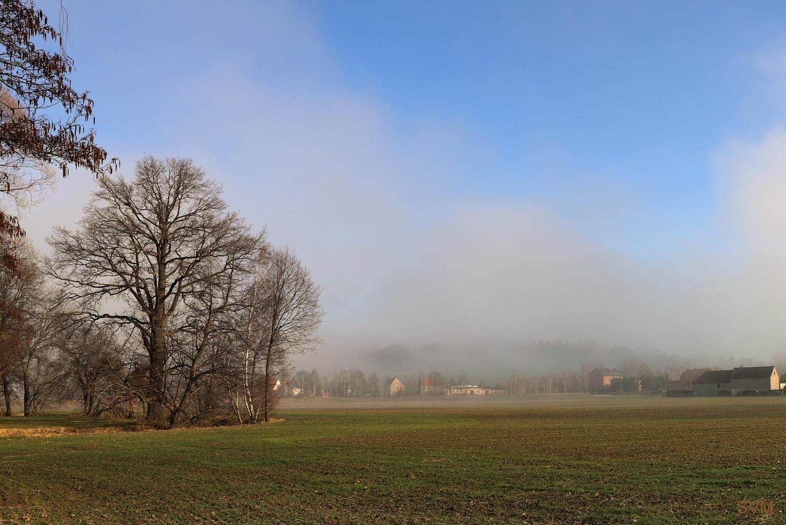 Sonntagmorgen mit Hochnebel