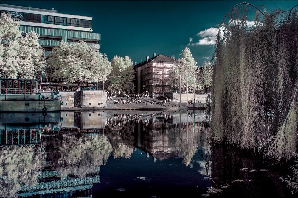 Sonntagnachmittag am Neckar