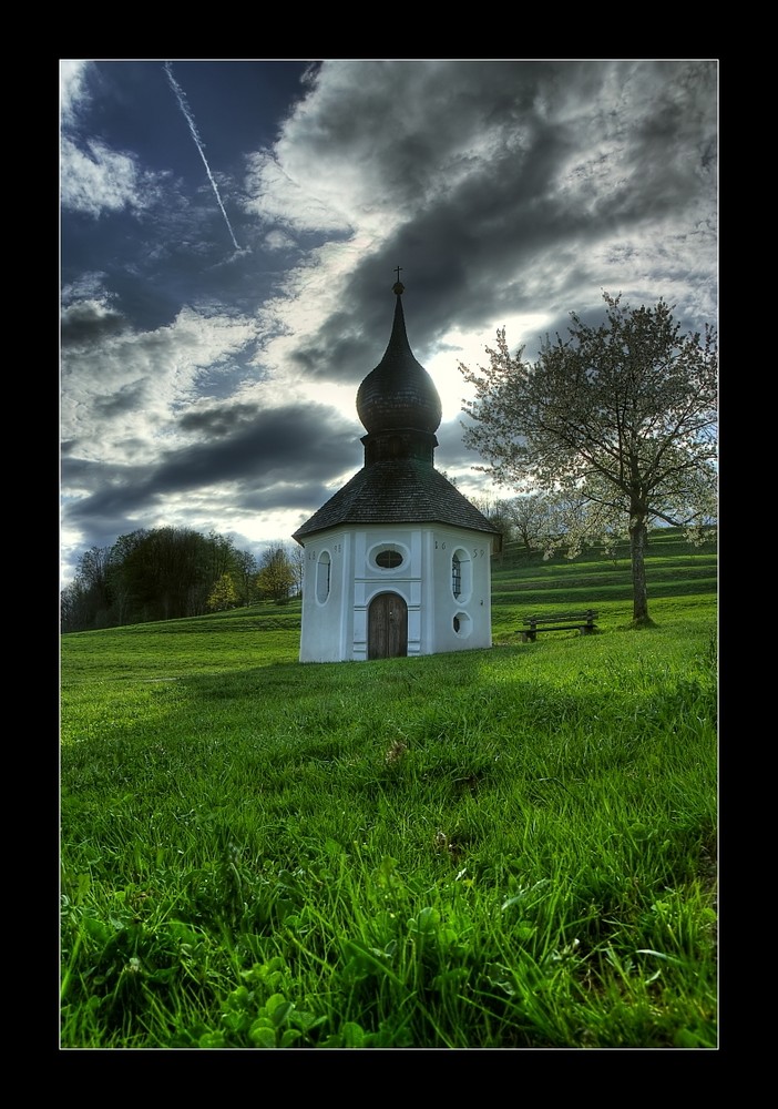 Sonntags am Hang / Kapelle