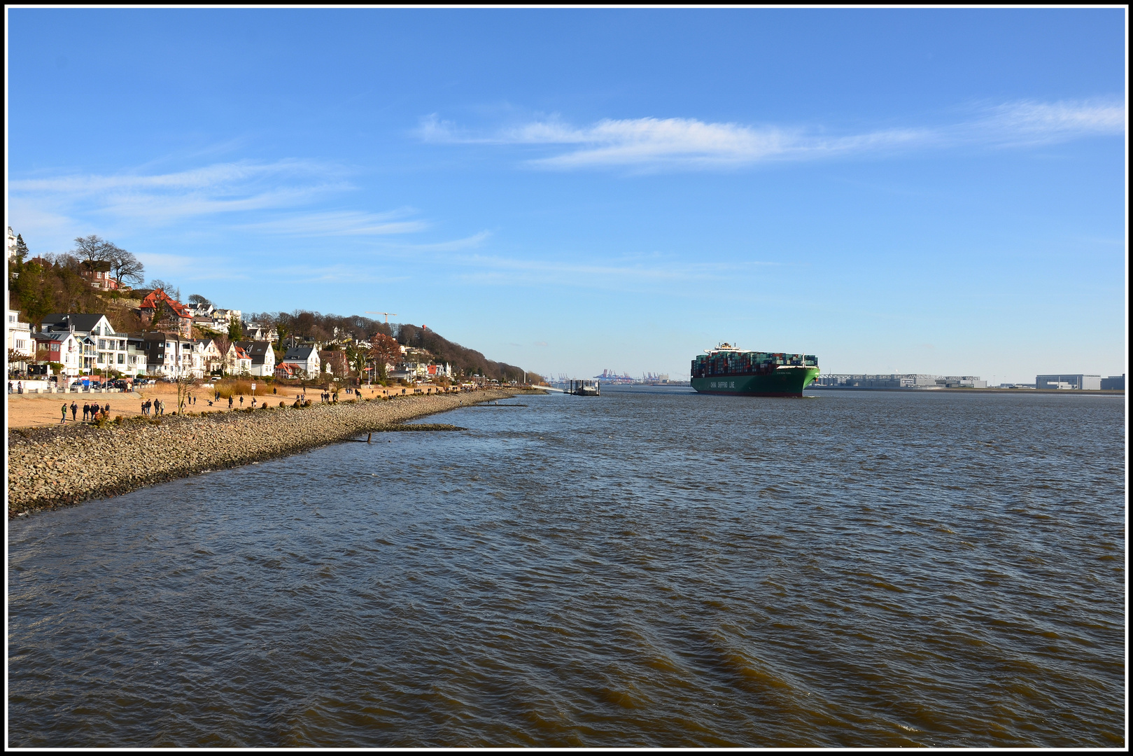 Sonntags an der Elbe bei Blankenese