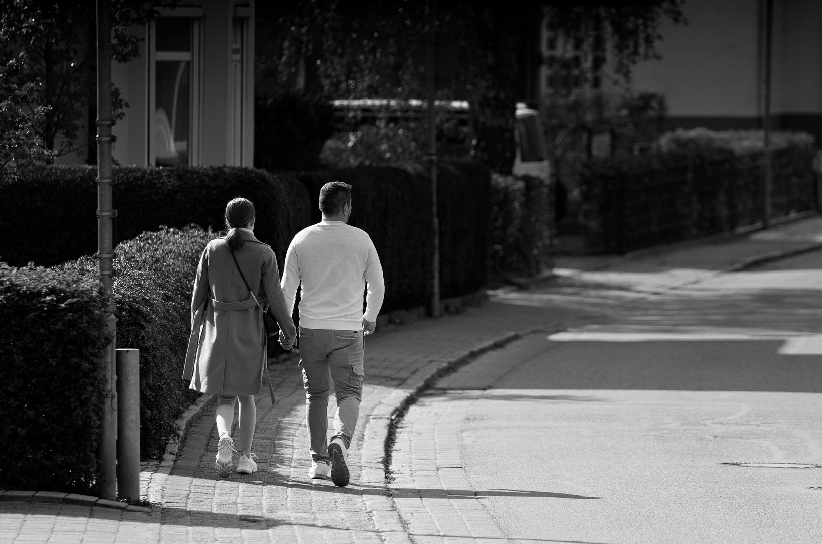sonntags Foto &amp; Bild | street, straße, monochrom Bilder auf fotocommunity