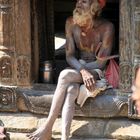 sonntags in Pashupatinath, Kathmandu