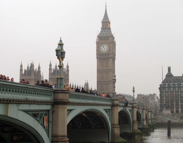 Sonntags, Westminster Bridge