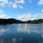 Sonntagsblau am Hennesee