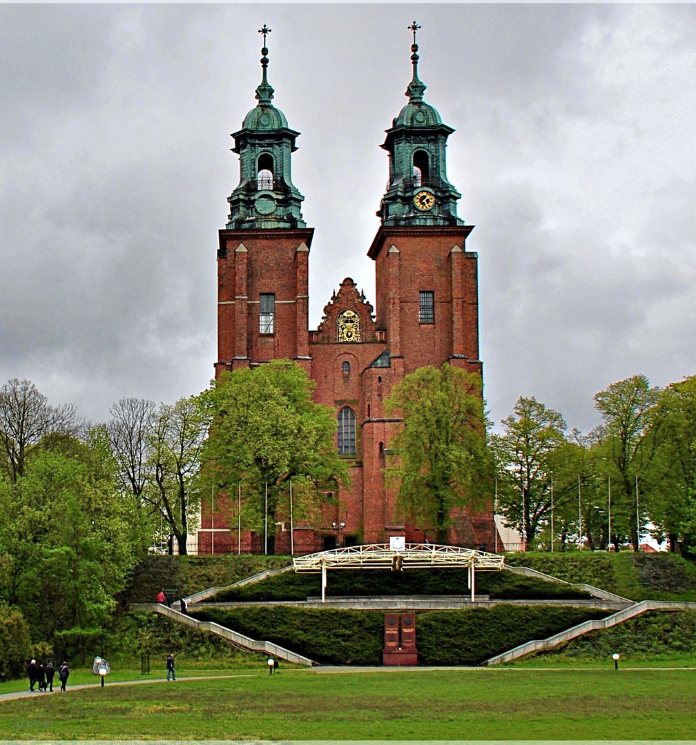 Sonntags.Geschichte: Primas-Basilika der Himmelfahrt unserer Herrin Maria in Gnesen 