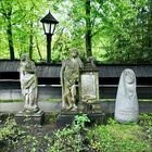 Sonntags.Geschichte: Waldfriedhof in der Hölzernen Stadt 