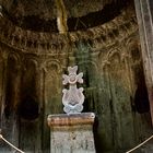 Sonntagsgruß "Altar im Kloster Geghard Armenien"