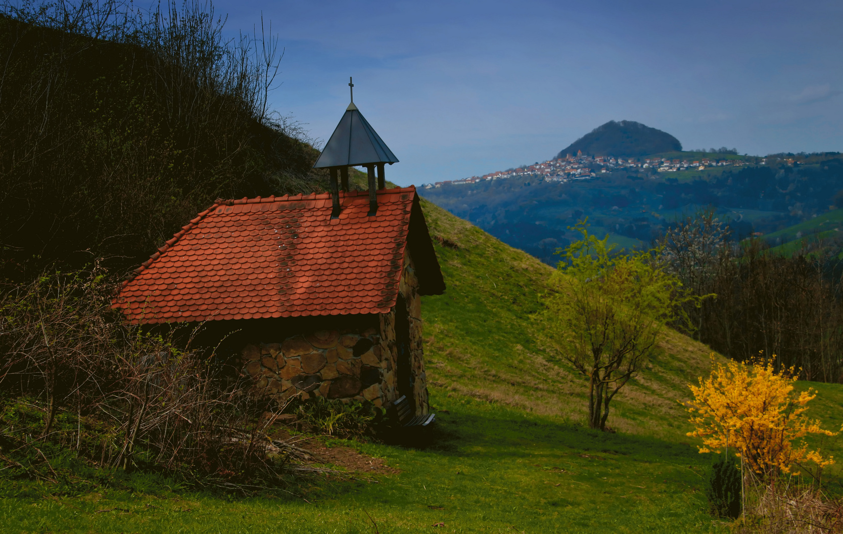 Sonntagskapelle im Frühling - Grüße aus dem schwabenländle