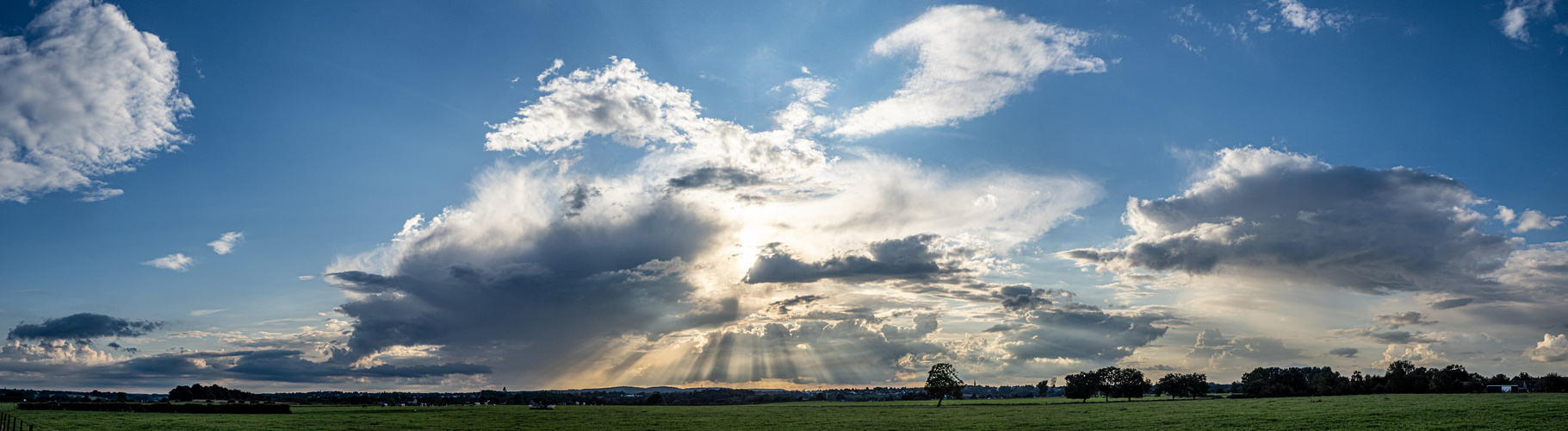 Sonntagspanorama mit Sonne zum 1.10.23