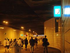 Sonntagsspaziergang im Autobahntunnel