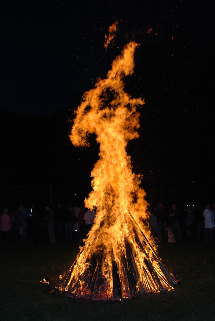 Sonnwendfeuer Foto & Bild | jahreszeiten, sommer, natur Bilder auf ...