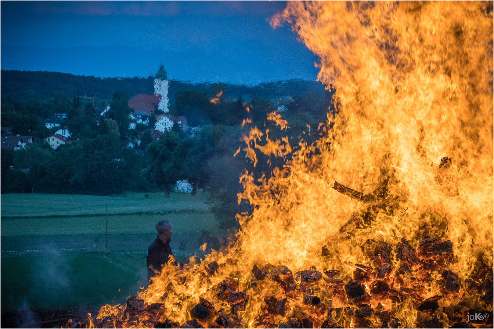 Sonnwendfeuer auf der Ludwigshöhe